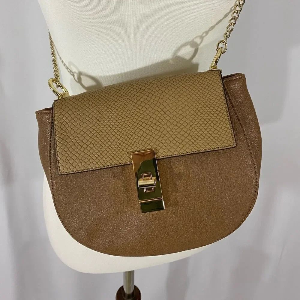 NWOT INC Shoulder Handbag